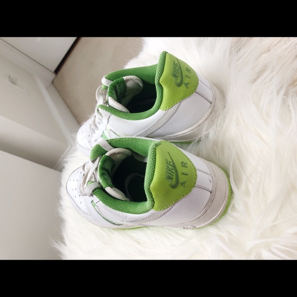 green flower air force 1